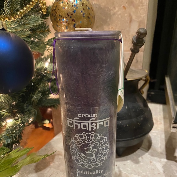 Candle Crown Chakra Spirituality NWT 8” - Picture 2 of 3